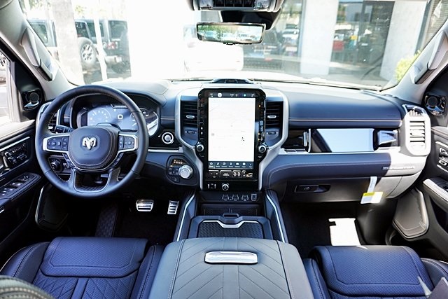 New 2026 Ivory White Tri-Coat Pearl-Coat Exterior Paint RAM Tungsten image 27