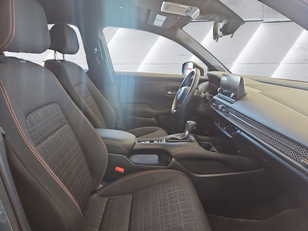 2025 Honda HR-V Sport photo 13