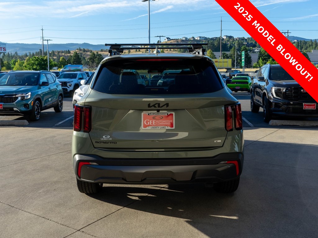2025 Kia Sorento X-Line EX photo 3
