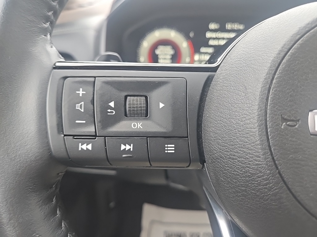 2023 Nissan Rogue Platinum photo 15