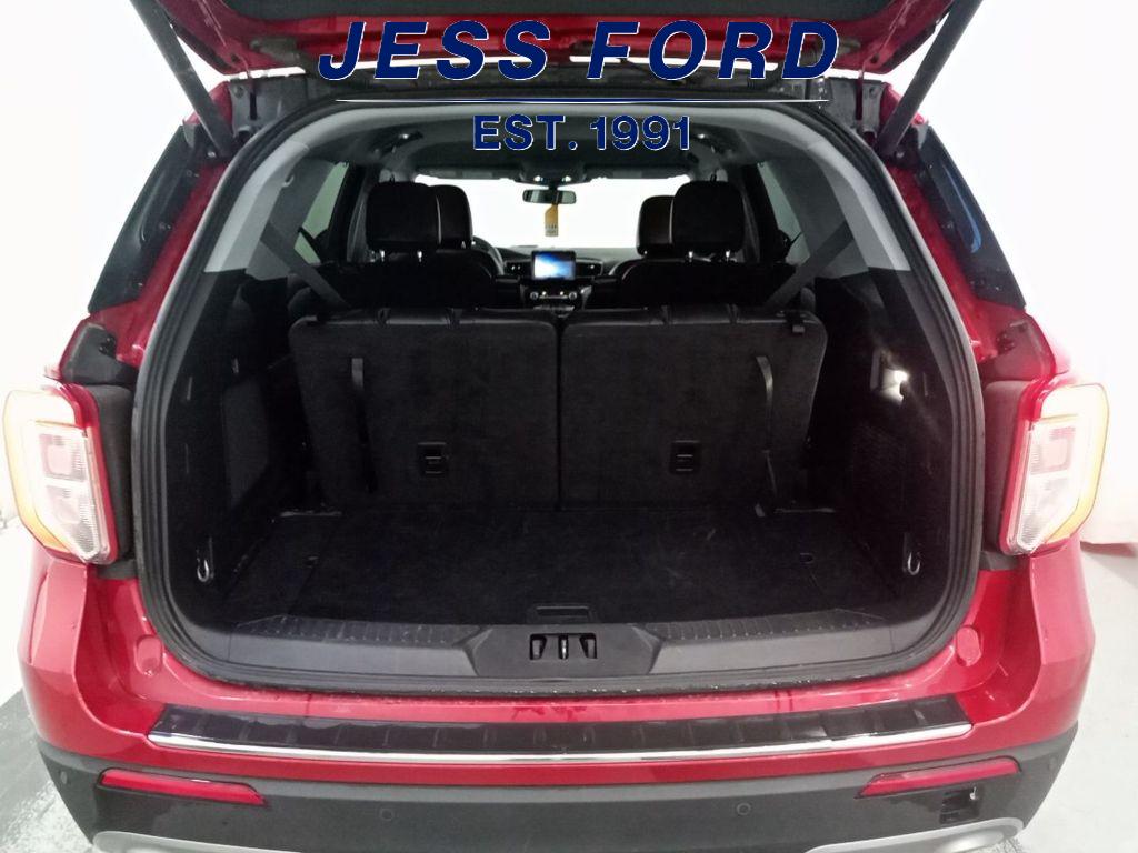 2024 Ford Explorer Limited photo 9