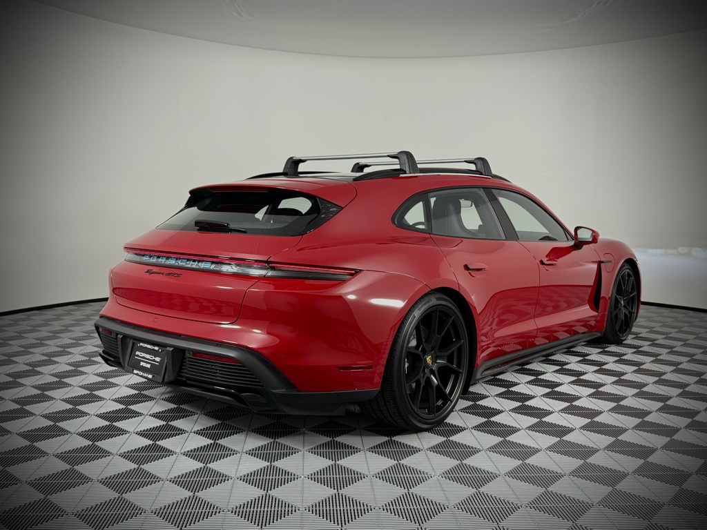 2024 Porsche Taycan Sport Turismo GTS photo 10