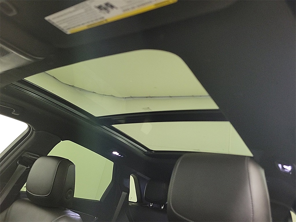 2024 CADILLAC XT5 - Image 12