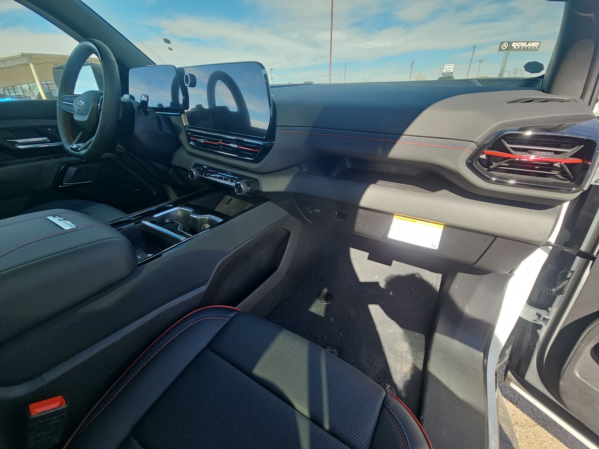 2024 Chevrolet Silverado EV RST photo 49