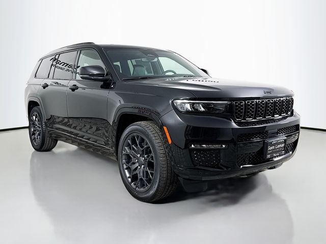 2025 Jeep Grand Cherokee L Summit's photo