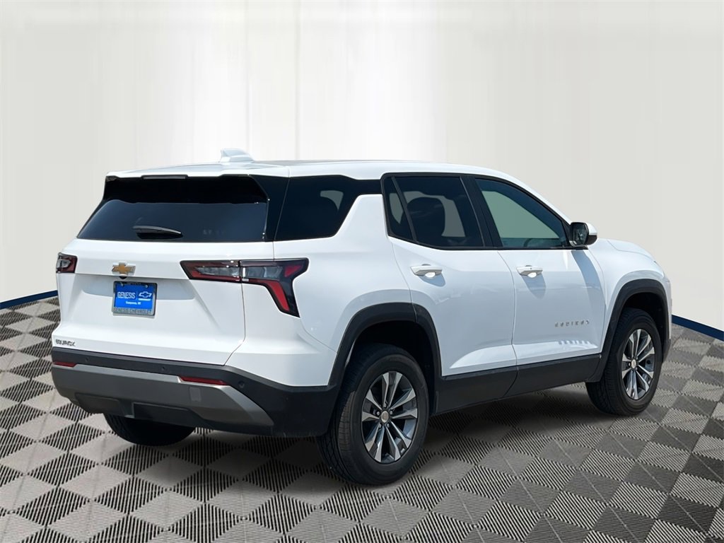 2026 Chevrolet Equinox LT photo 4