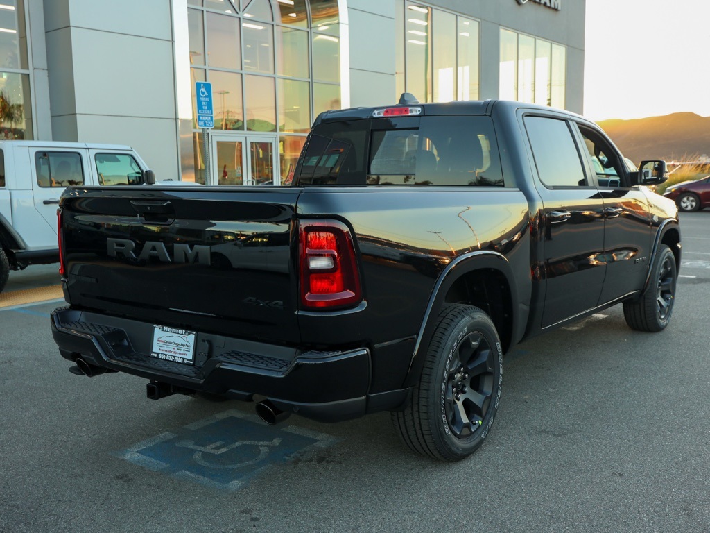 New 2026 Diamond Black Crystal Pearl-Coat Exterior Paint RAM Big Horn/Lone Star image 3