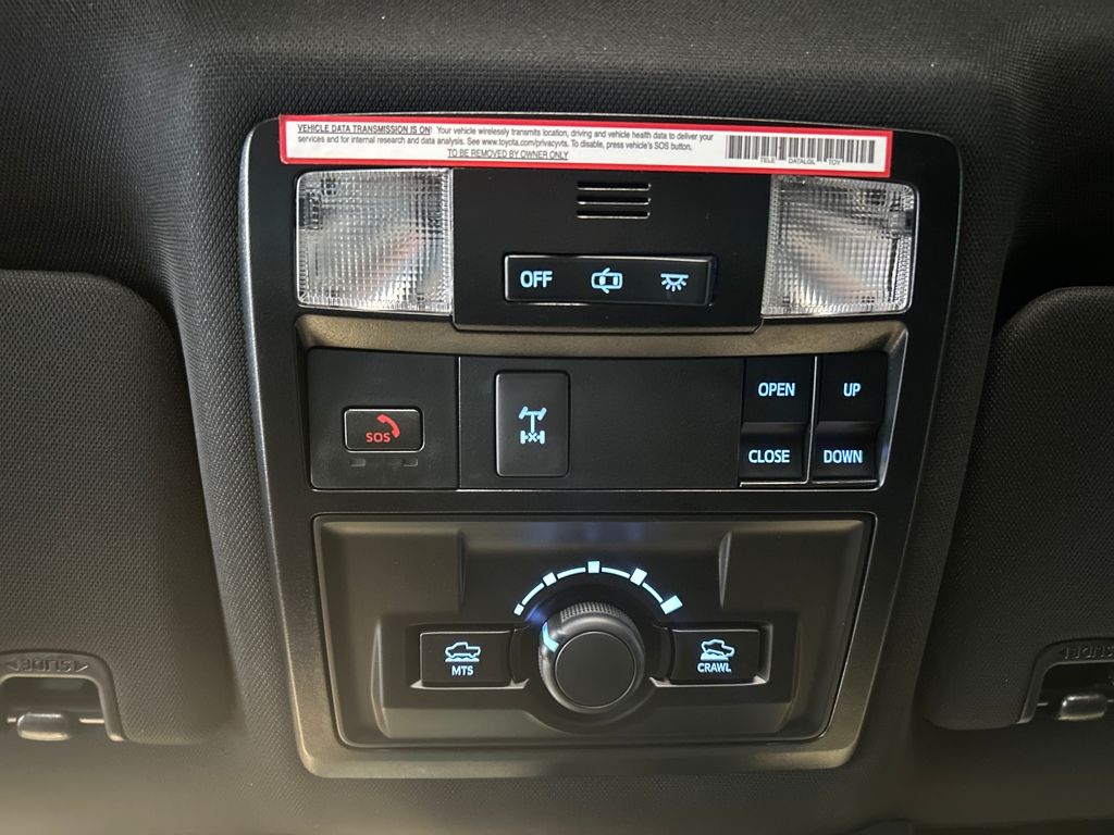 2023 Toyota Tacoma TRD Off-Road photo 15