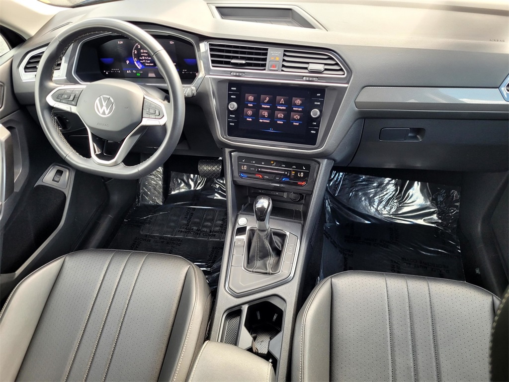 2024 Volkswagen Tiguan SE Wolfsburg Edition photo 28
