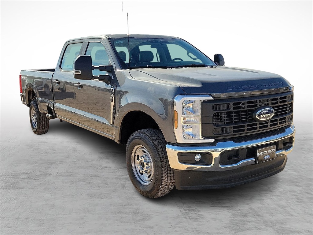 2026 Ford F-250 Super Duty XL's photo