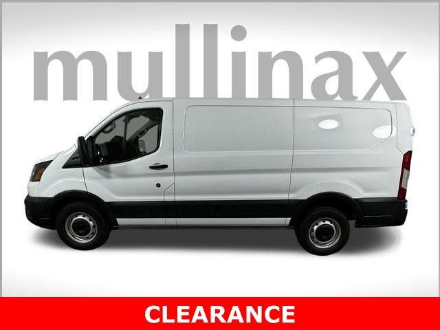 2025 Ford Transit Cargo Van photo 2