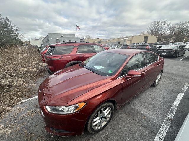 2014 Ford Fusion SE's photo