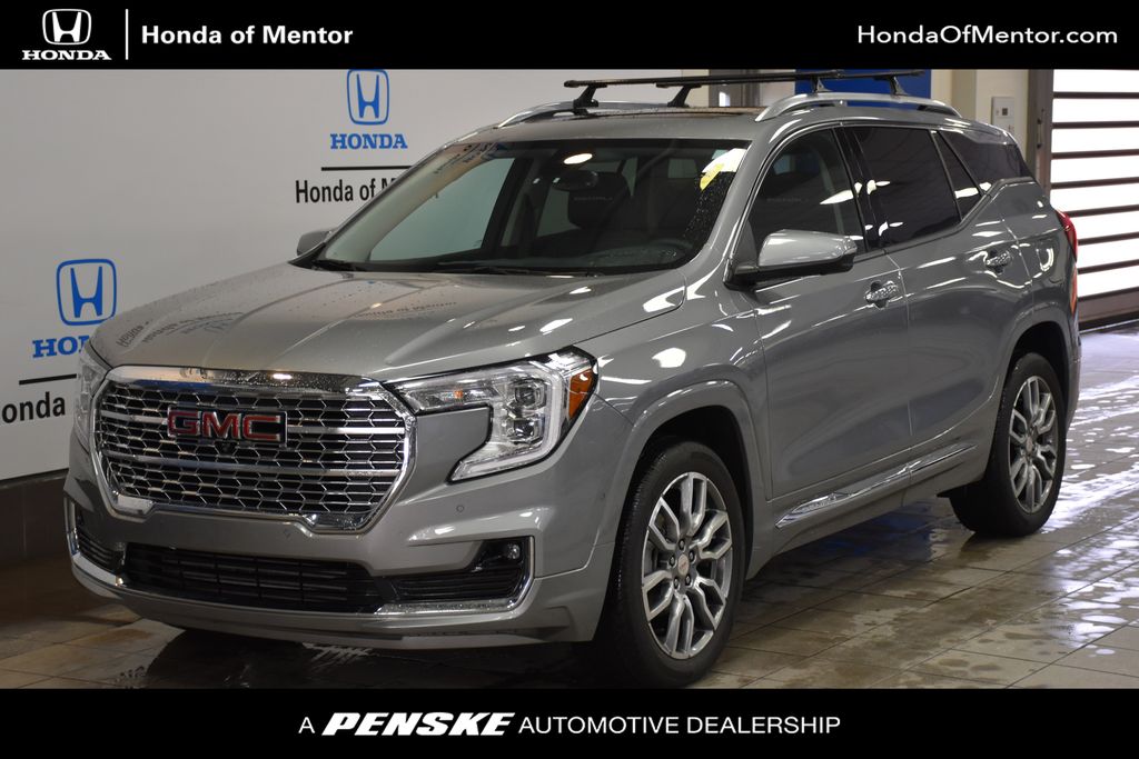 2024 GMC Terrain Denali's photo