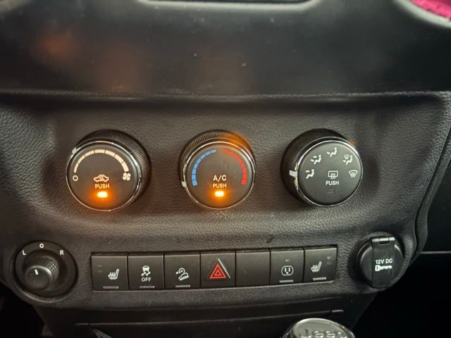 2014 Jeep Wrangler Sahara Altitude photo 14