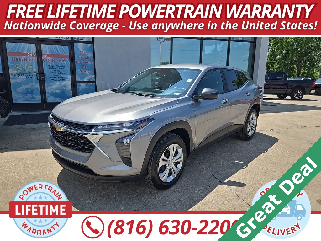 2025 Chevrolet Trax LS