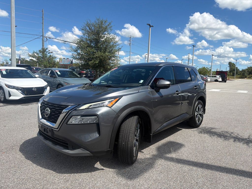 2021 Nissan Rogue SV photo 3