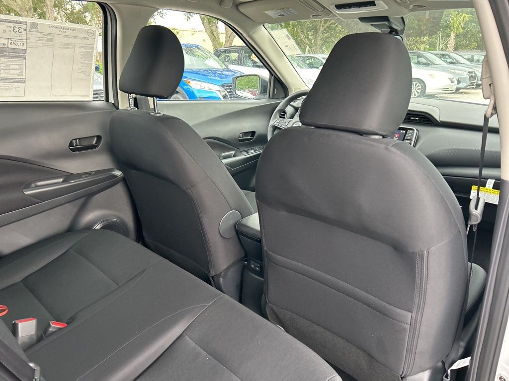 2024 Nissan Kicks S photo 35