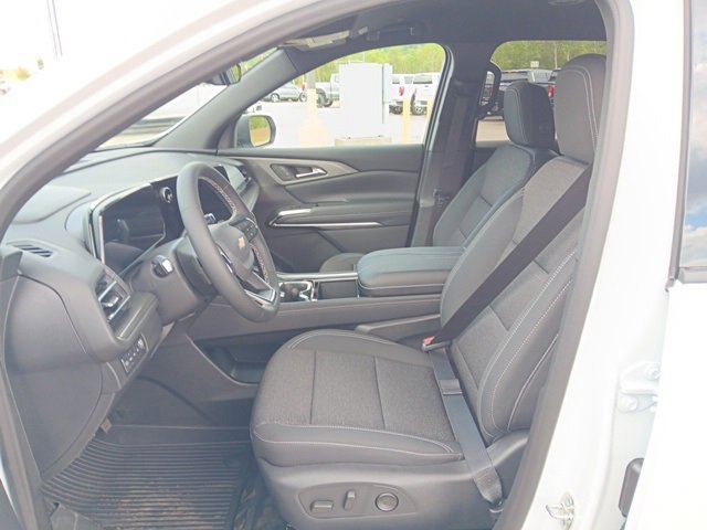 2026 Chevrolet Traverse photo 5