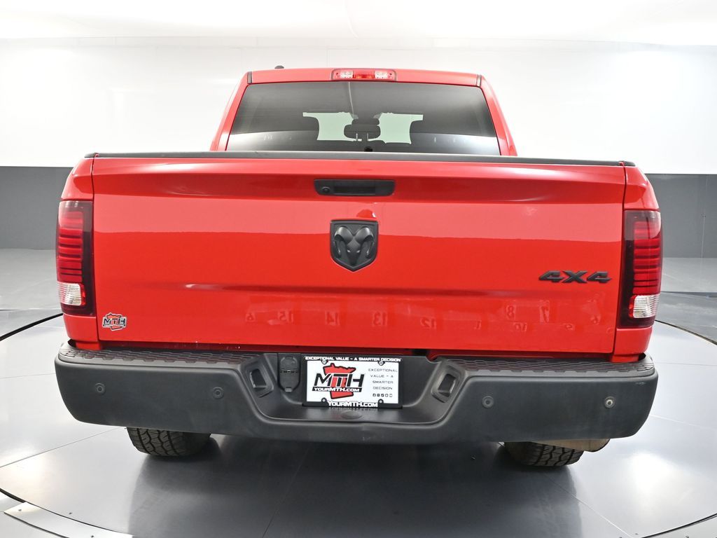 2024 Ram 1500 Classic Warlock photo 2