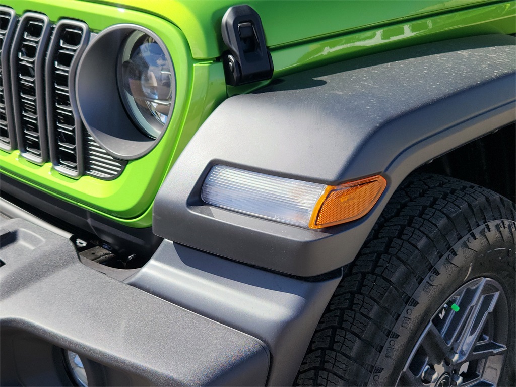 2025 Jeep Wrangler Sport S photo 9