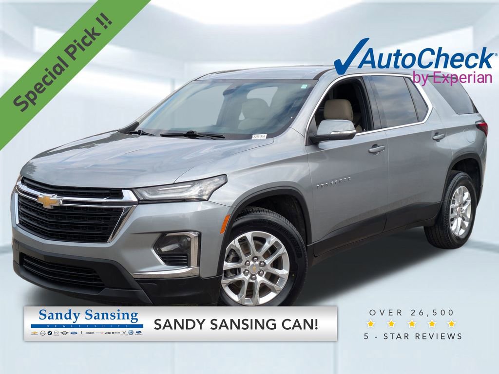 2023 Chevrolet Traverse LS's photo