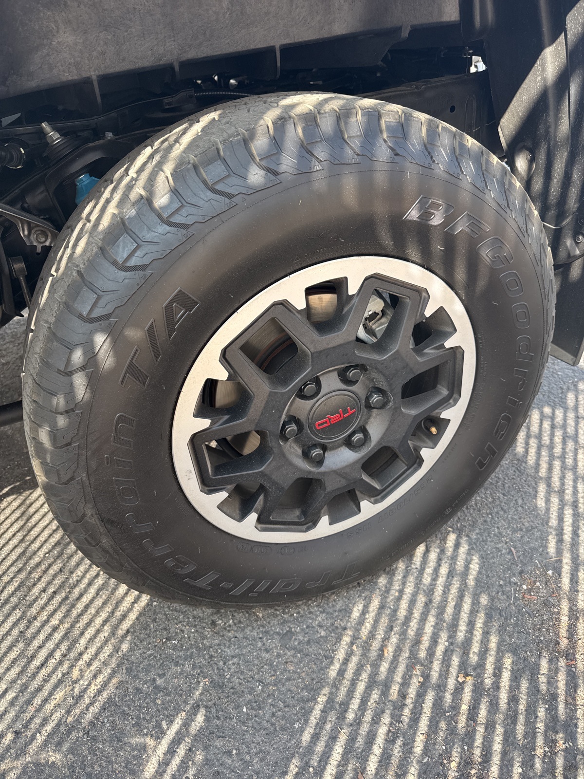 2024 Toyota Tacoma TRD Sport photo 16