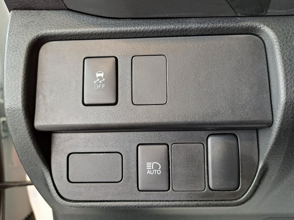 2023 Toyota Tacoma SR photo 14