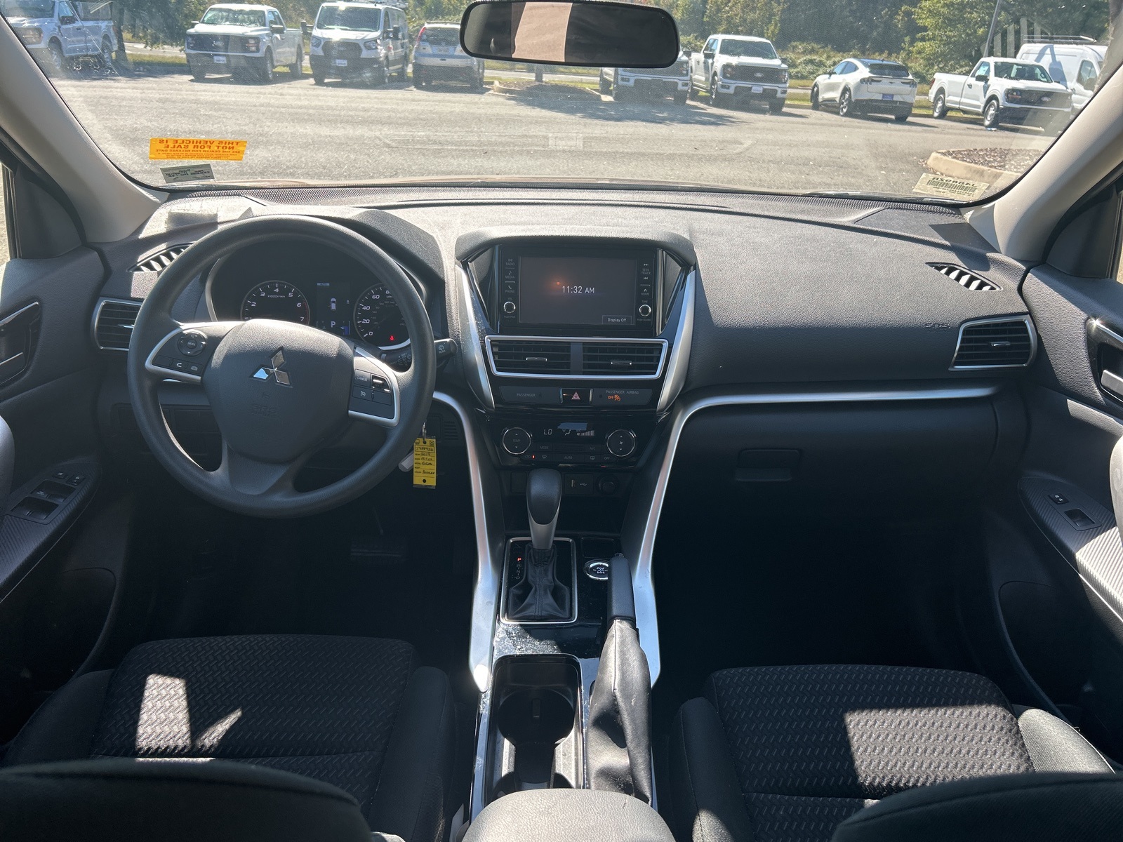 2019 Mitsubishi Eclipse Cross ES photo 3