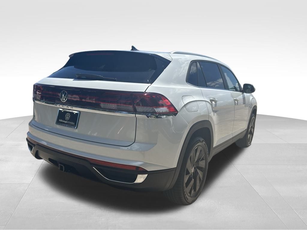 2026 Volkswagen Atlas Cross Sport SE Technology photo 2