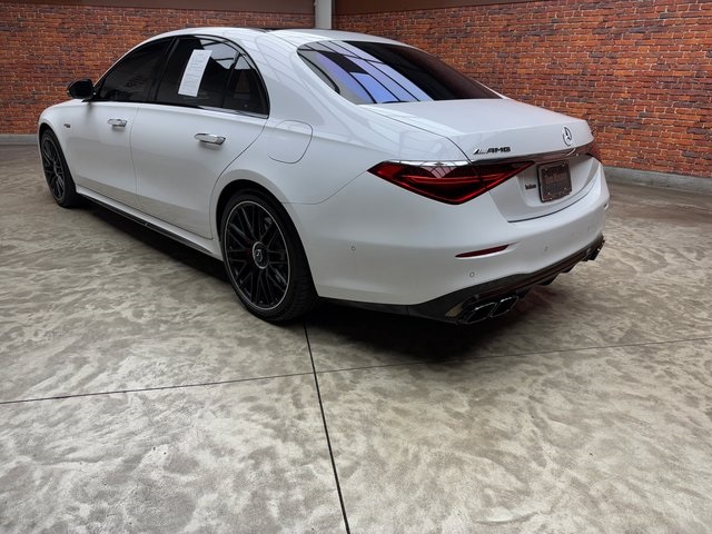 2024 Mercedes Benz S 63 e AMG photo 2
