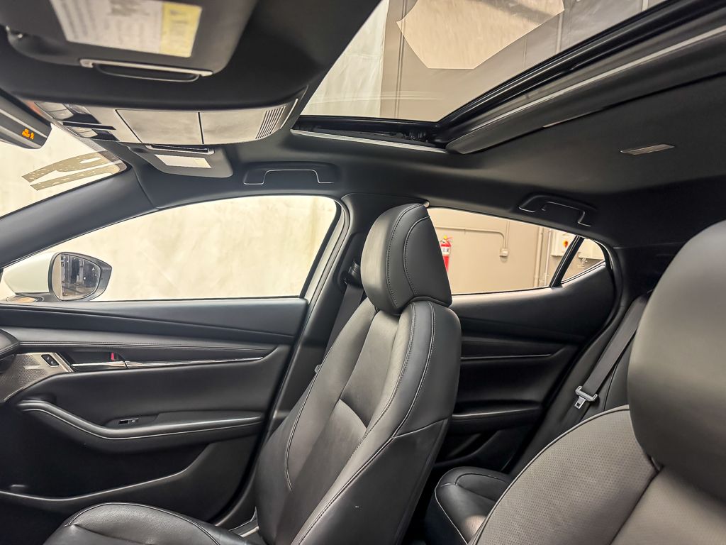 2019 MAZDA MAZDA3 - Image 12