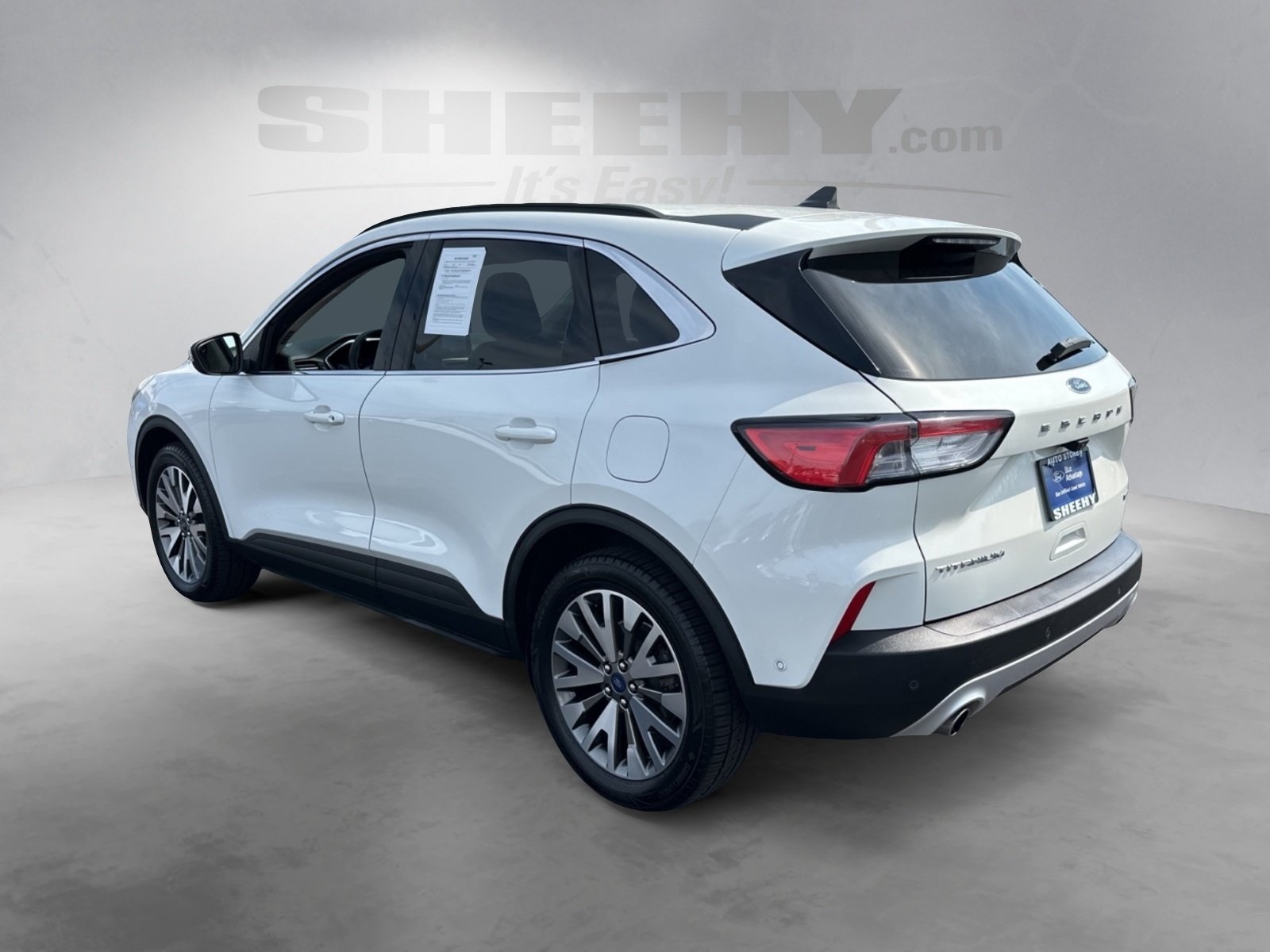 2020 Ford Escape Titanium Hybrid photo 13