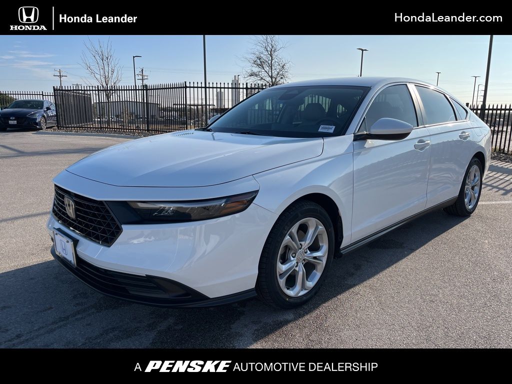 2023 Honda Accord LX's photo