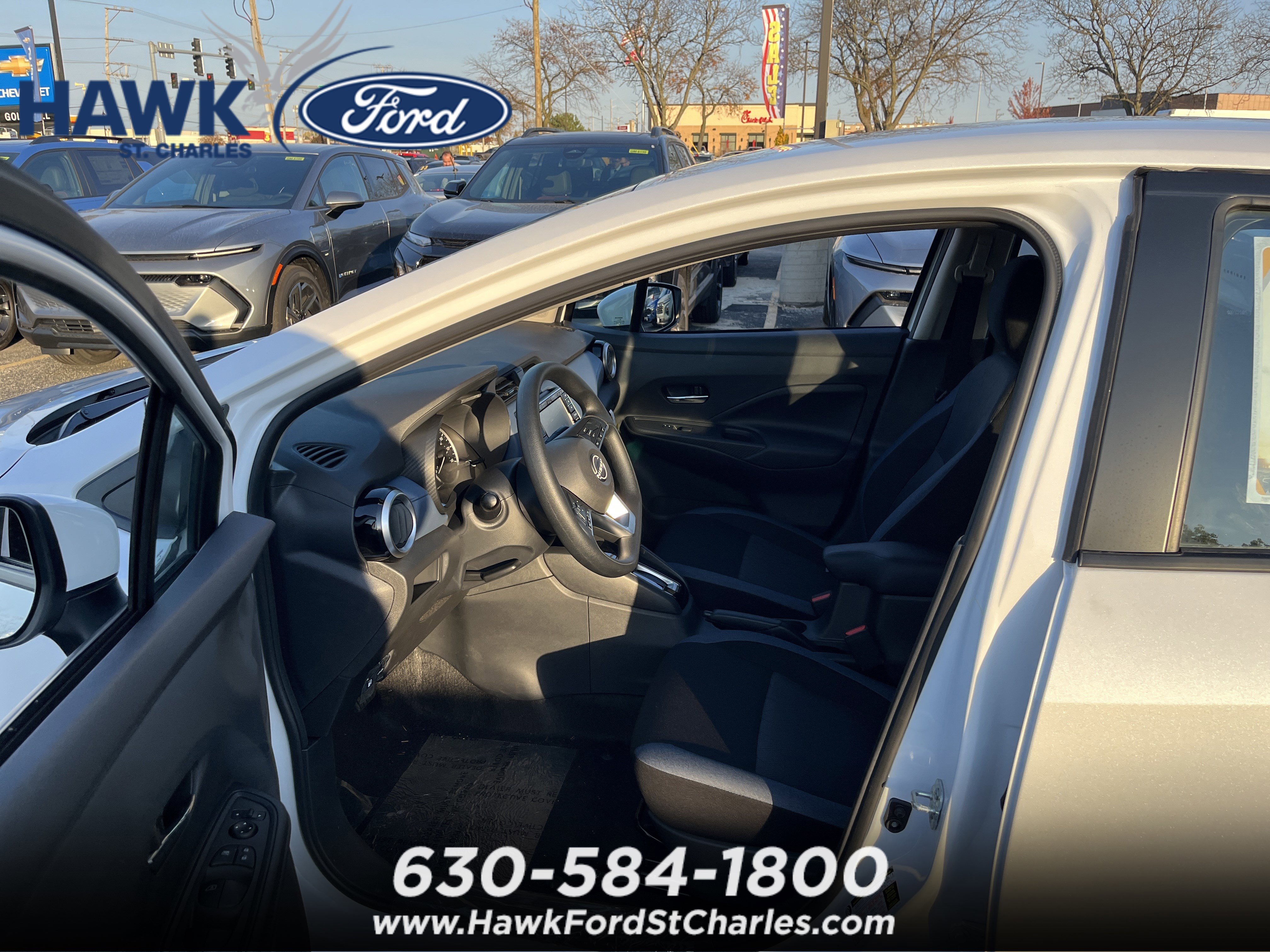 2025 NISSAN VERSA - Image 12