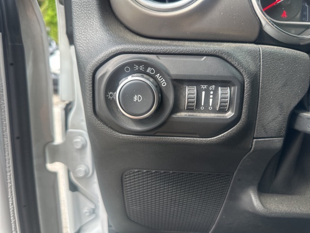 2020 Jeep Wrangler Unlimited Rubicon photo 23