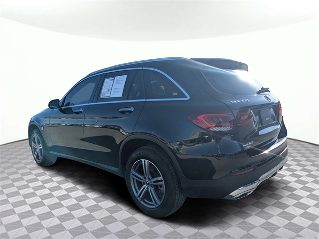 2021 Mercedes Benz GLC 300 photo 4