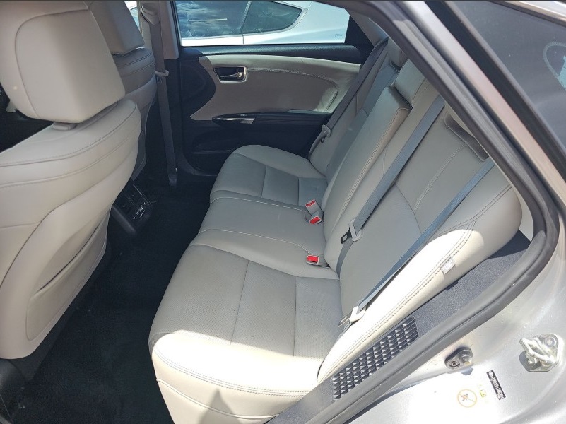 2018 Toyota Avalon Hybrid Limited photo 30