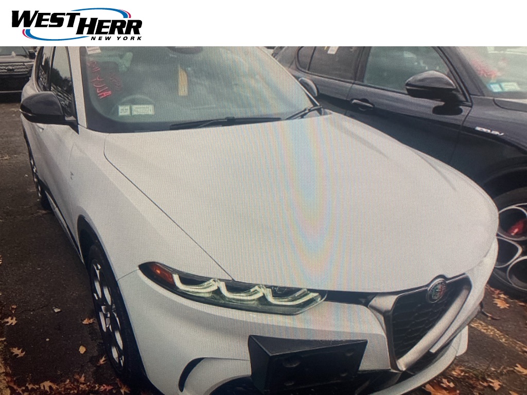 2024 Alfa Romeo Tonale TI's photo