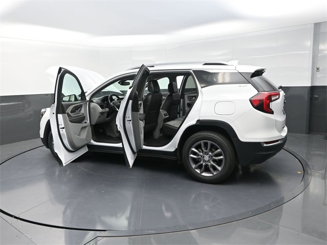 2023 Gmc Terrain SLT photo 37