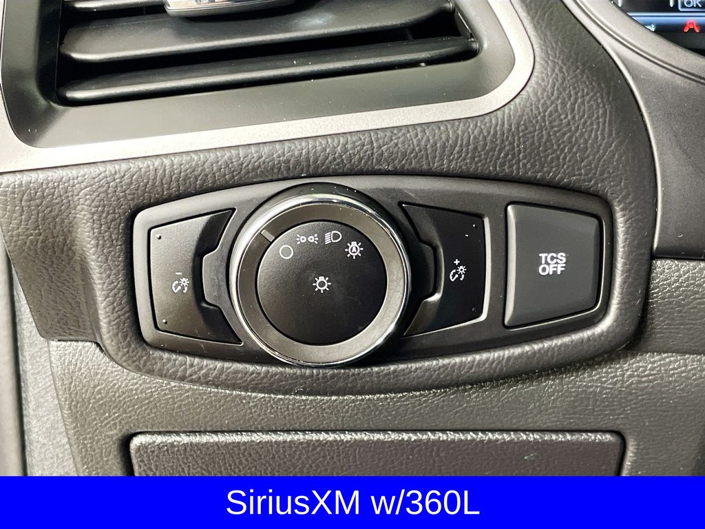 2023 Ford Edge SEL photo 10
