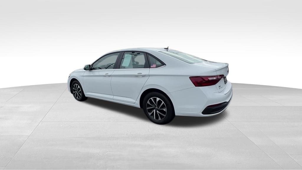 2024 Volkswagen Jetta 1.5T S photo 3