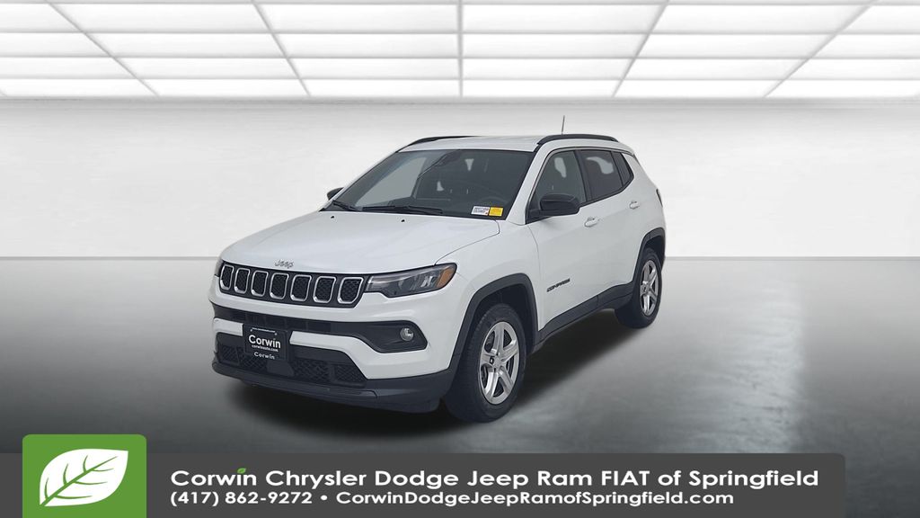 2024 Jeep Compass North Edition Latitude photo 3