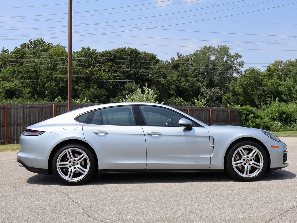 2022 Porsche Panamera 4 photo 9