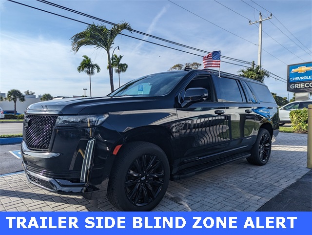 2021 Cadillac Escalade ESV Sport photo 4