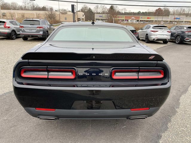 2023 Dodge Challenger SXT photo 3