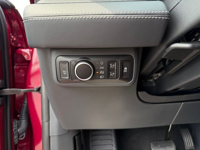 2025 Ford Mustang Mach-E Select photo 19