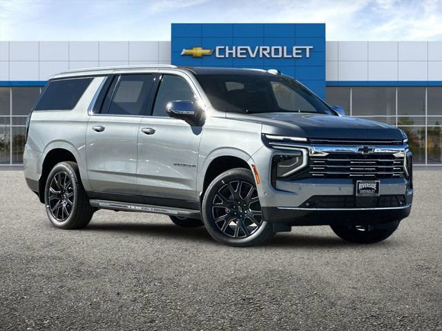 2026 Chevrolet Suburban Premier photo 2