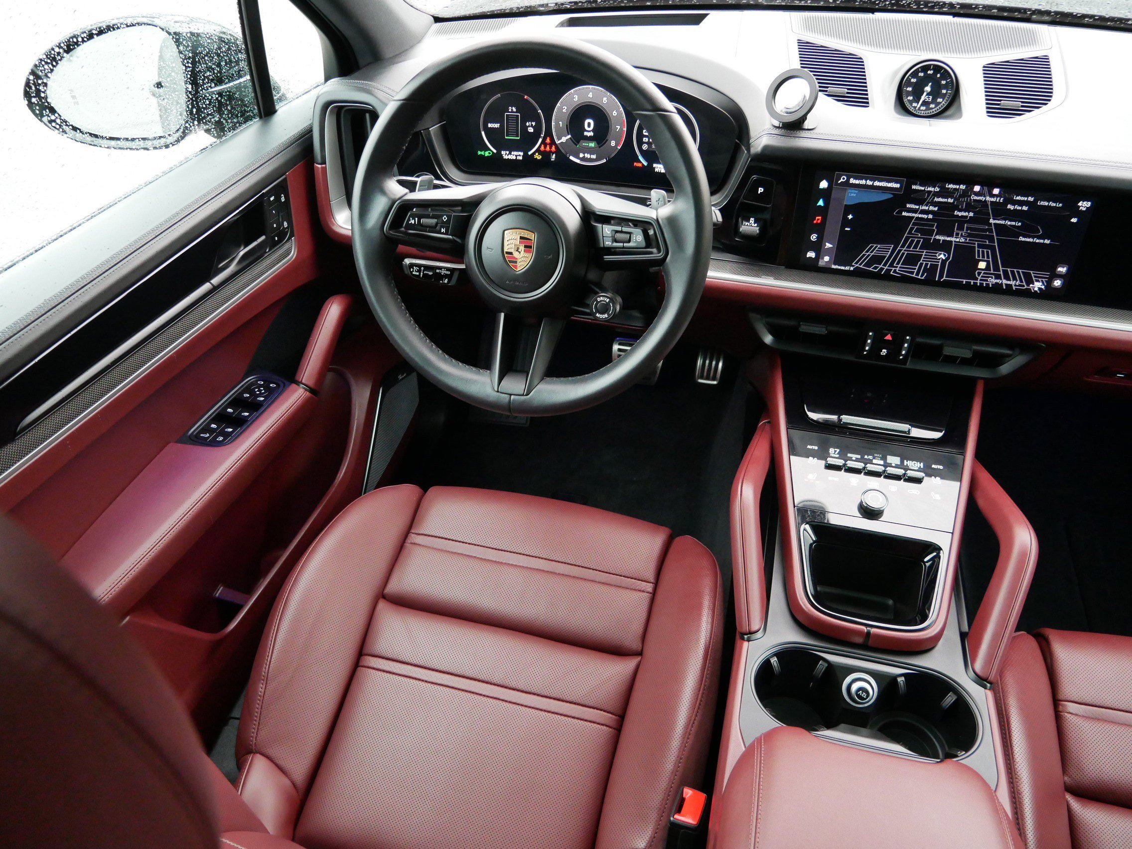 2025 Porsche Cayenne S E-Hybrid photo 2