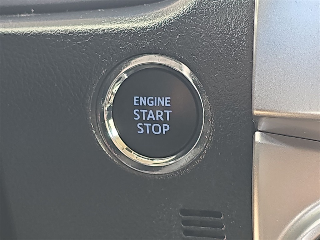 2024 Toyota 4Runner SR5 4WD photo 30