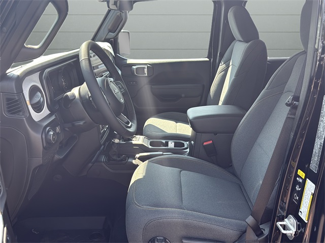 2025 Jeep Wrangler Sport S photo 14